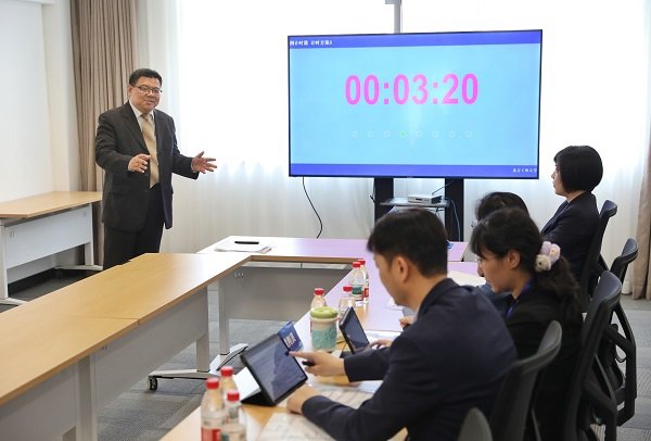 手机上买股票 503名中外选手同台竞技！上海首届城市推荐官选拔赛启幕